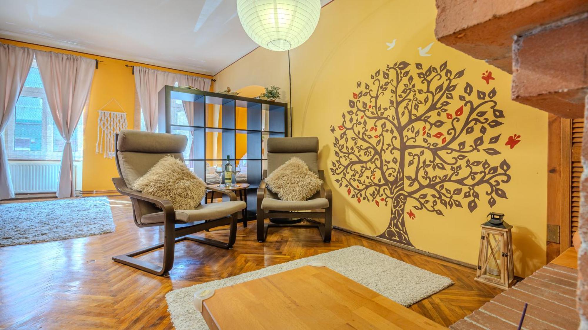 Tree House-Old Town Brasov Daire Dış mekan fotoğraf